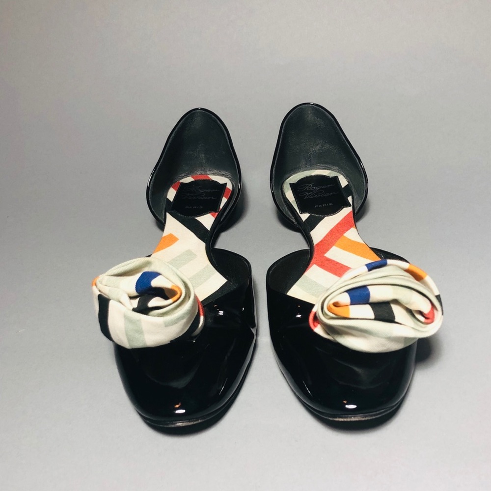 Authentic Roger Vivier Patent Black Shoes - Picture 3 of 8